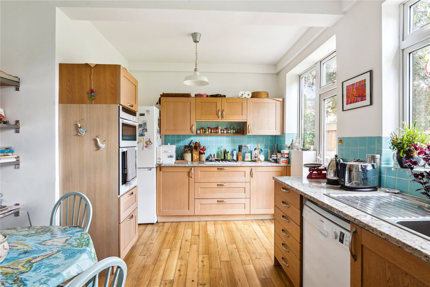 Eat-In Kitchen